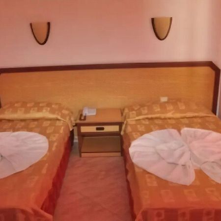 Green Peace Hotel Махмутлар Екстериор снимка