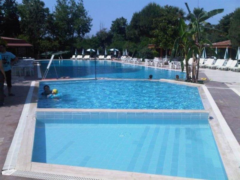 Green Peace Hotel Махмутлар Екстериор снимка