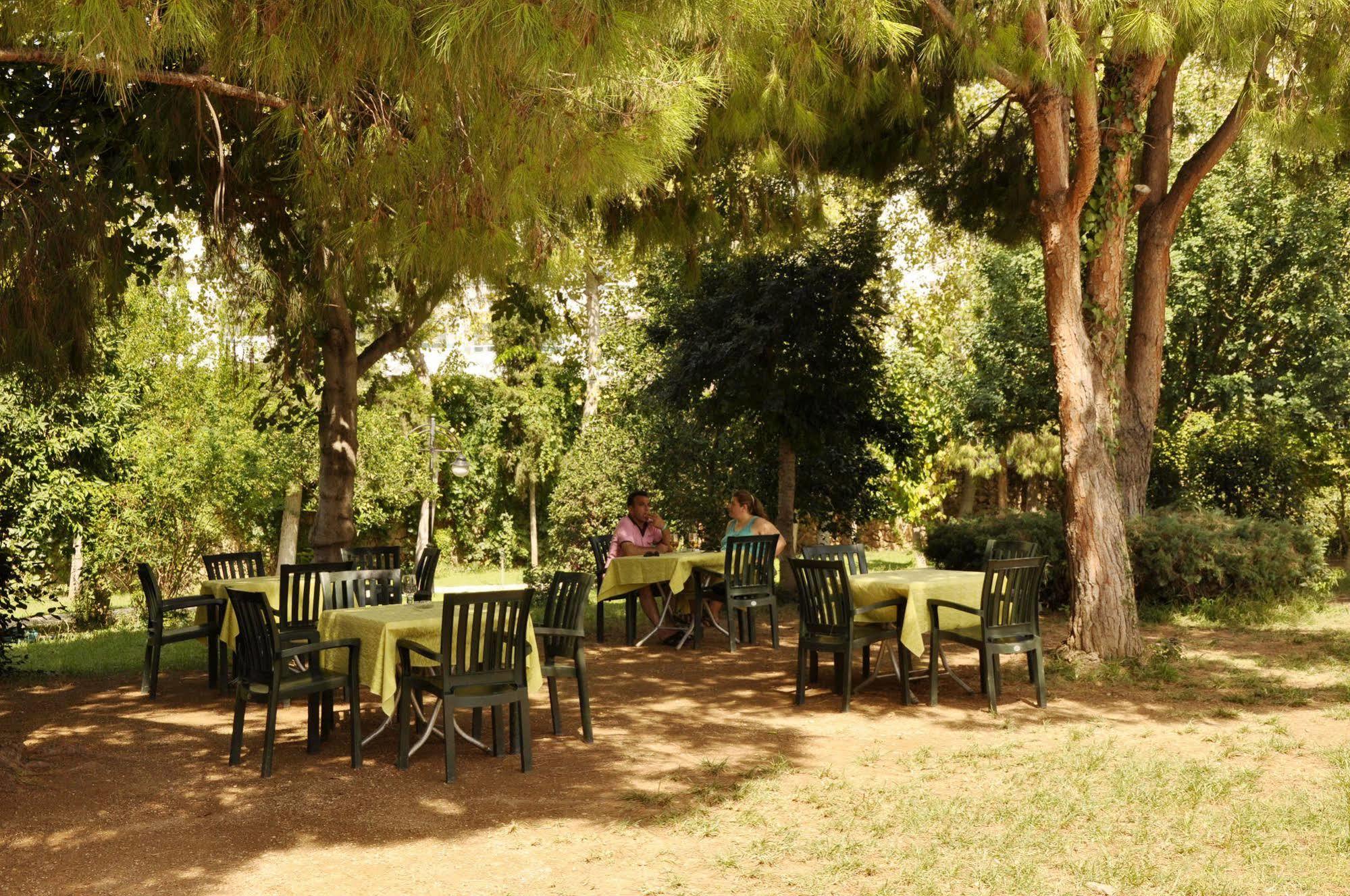 Green Peace Hotel Махмутлар Екстериор снимка