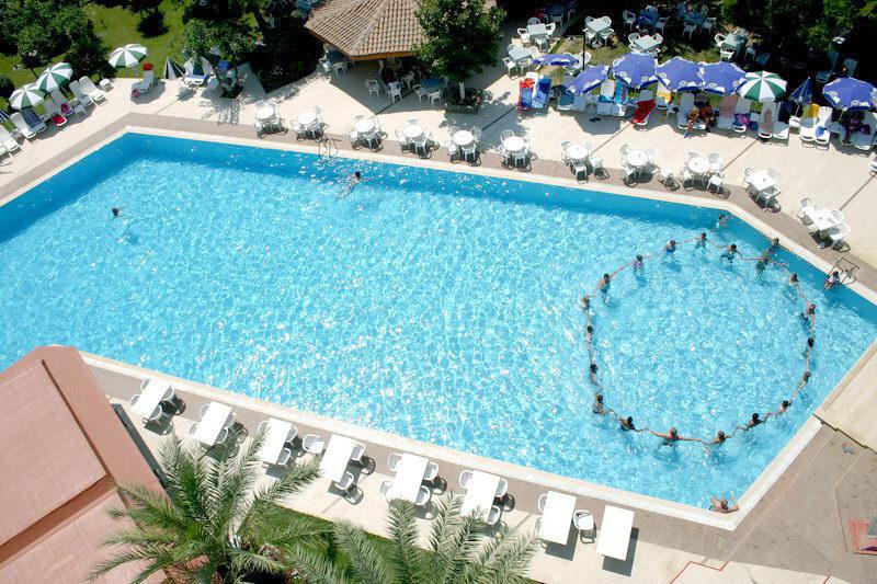 Green Peace Hotel Махмутлар Екстериор снимка